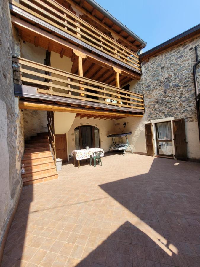 La Casa Sull'Altopiano Bossico Esterno foto