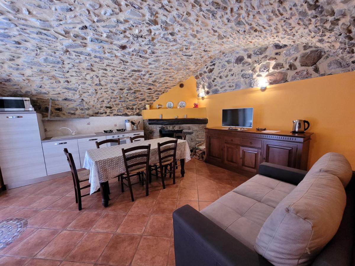 La Casa Sull'Altopiano Bossico Esterno foto